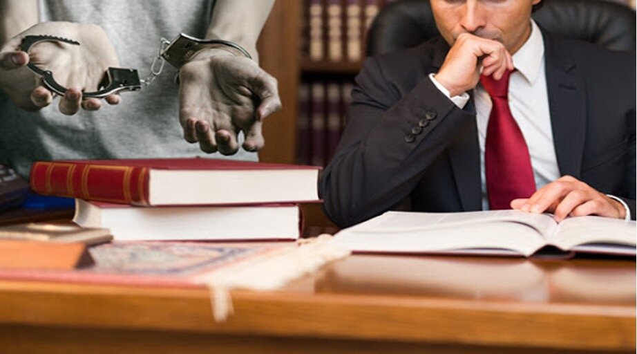 A Criminal Defense Lawyer Can Help You Avoid Jail Time and Avoid Serious Fines